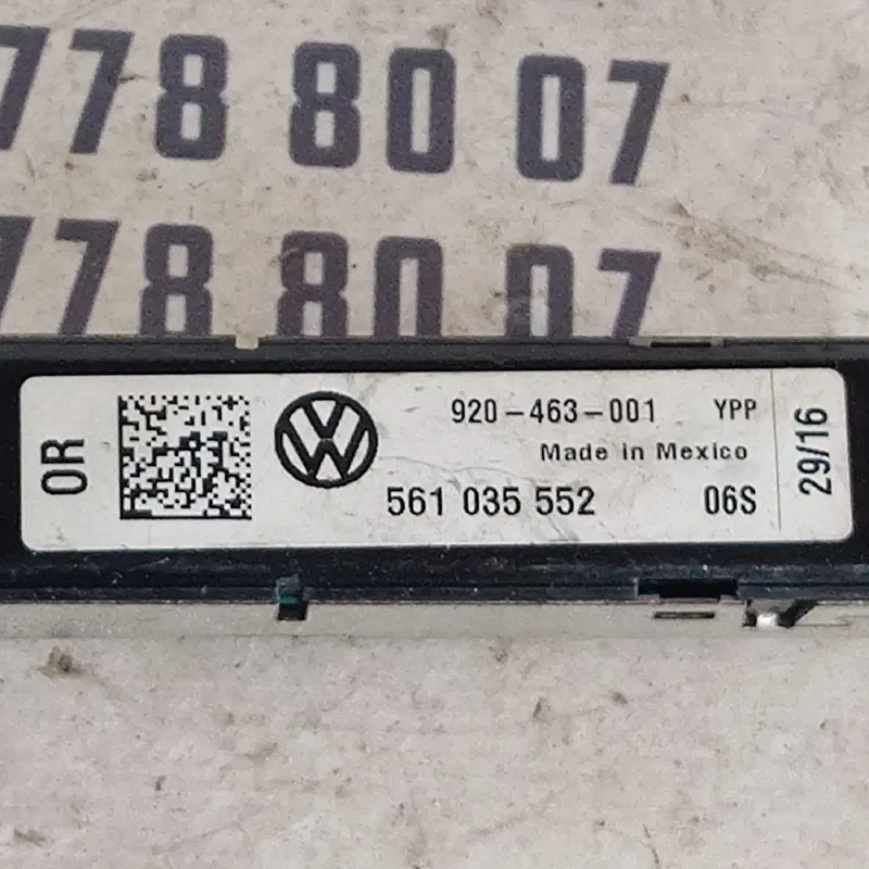 Підсилювач антени Volkswagen Passat B8 USA (11-22) 561035552