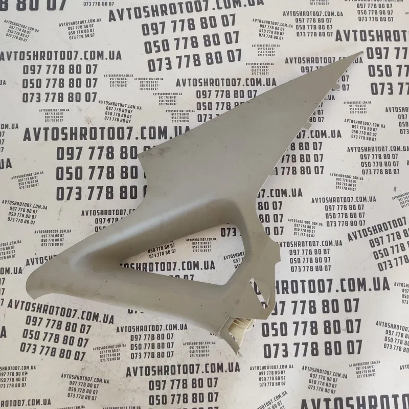 Накладка салону VW Passat B8 USA ліва верхня OEM 561867288g