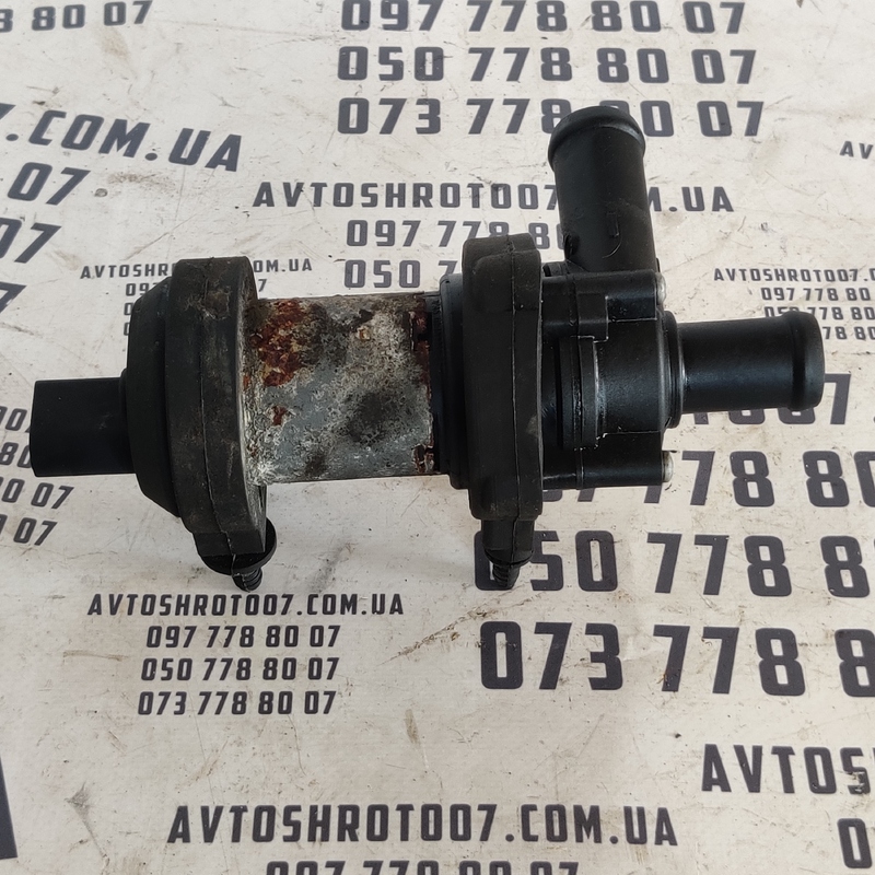 Помпа Audi Q7 4L (06-15) 3.6 Бензин OEM 392020073
