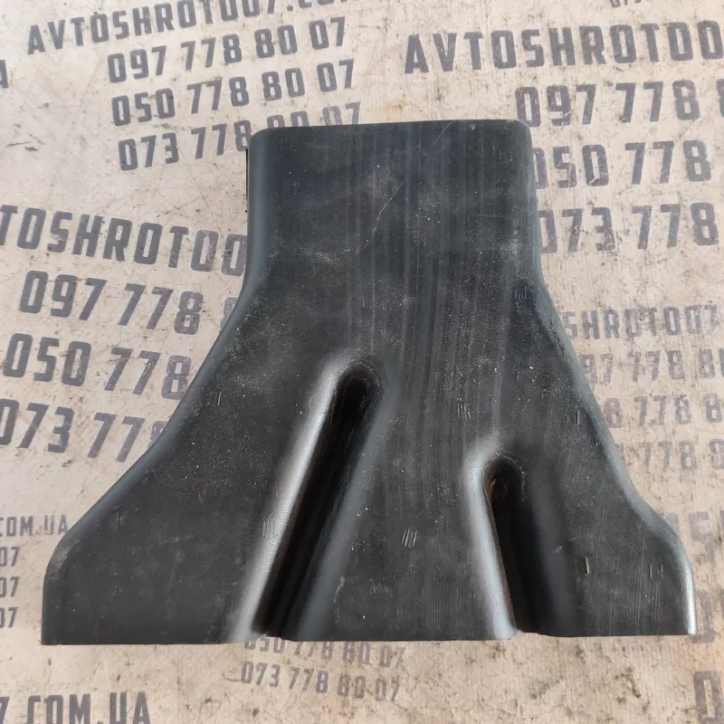 Воздуховод Lexus RX 350 задній OEM 872170e010a