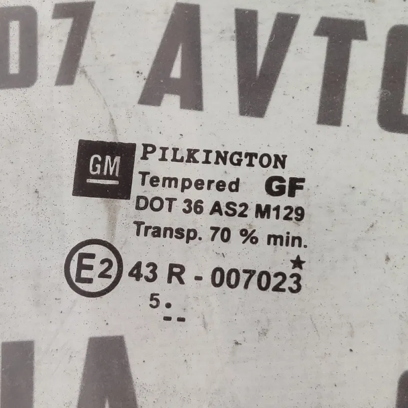 Скло дверей заднє праве Opel Vectra B (95-02) 43R007023