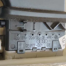 Накладка Audi Q7 4L (05-15) 3.6 Бензин ліва OEM 4L0819723 фото 6