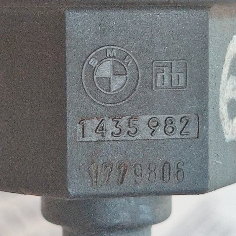 Клапан вакуумний BMW 320 E46 (98-05) OEM 1435982
