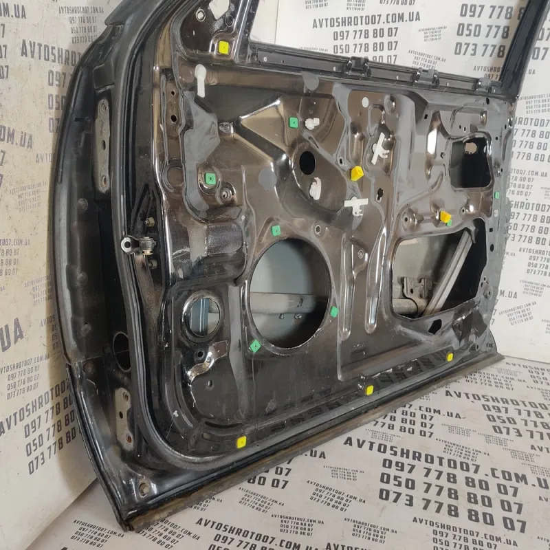 Двері Lexus LS 430 передні праві OEM WBAVD71050FV80410