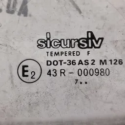 Скло дверей Volkswagen Golf 4 заднє ліве OEM 43r000980 фото 3