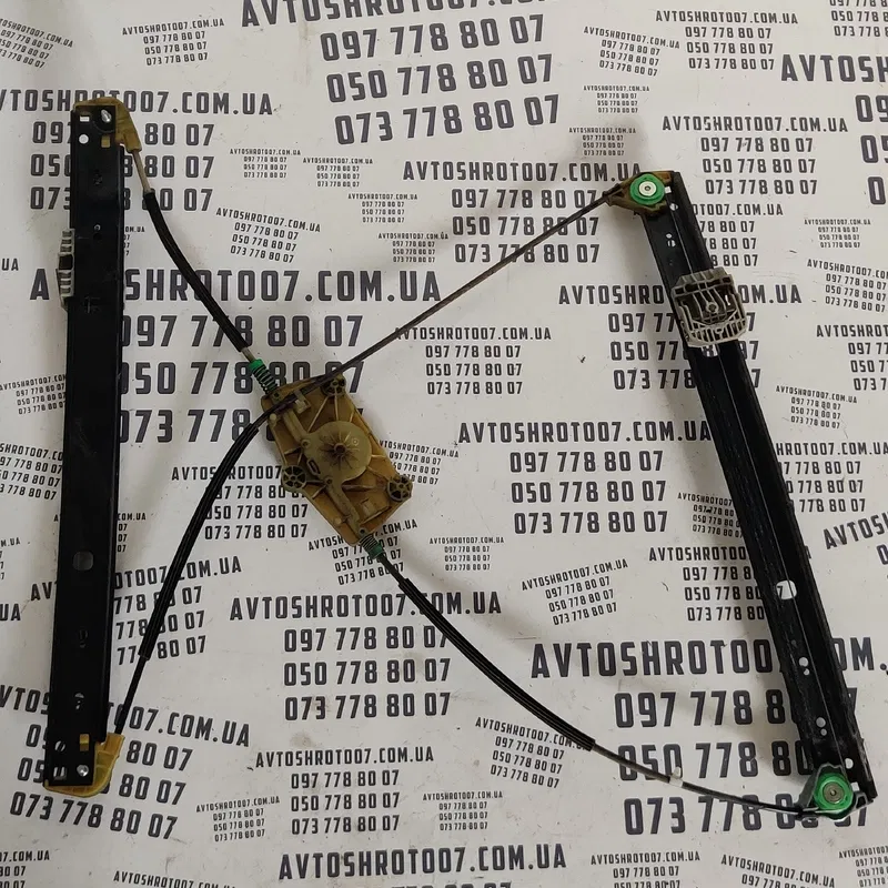 Склопідіймач Audi Q7 4L (05-15) 3.6 Бенз Пд Пр OEM 995486102