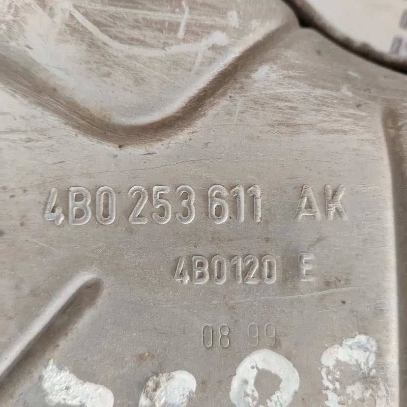Глушник Audi A6 C5 (97-05) OEM 4B0253611AK