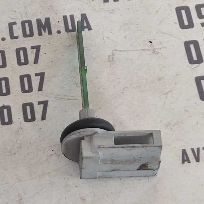 Датчик температури повітря Audi A4 B5 (94-01) 4b0820539