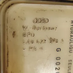 Бачок насосу ГУР Audi A6 C4 (94-97) 4A0422373A фото 4