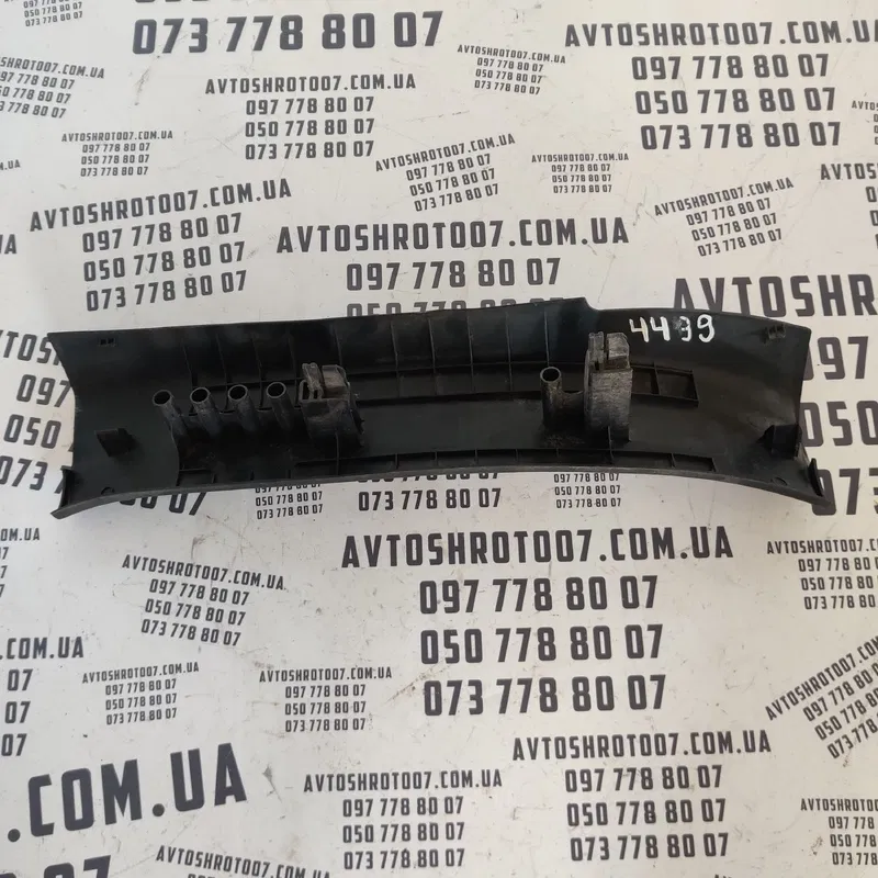 Накладка порога Mazda 6 GJ (12-21) задня права OEM ghk168730