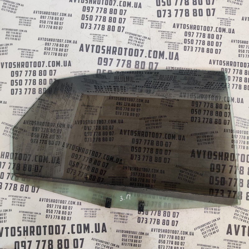 Скло дверей Audi A6 C5 (97-05) заднє праве OEM 43r00081