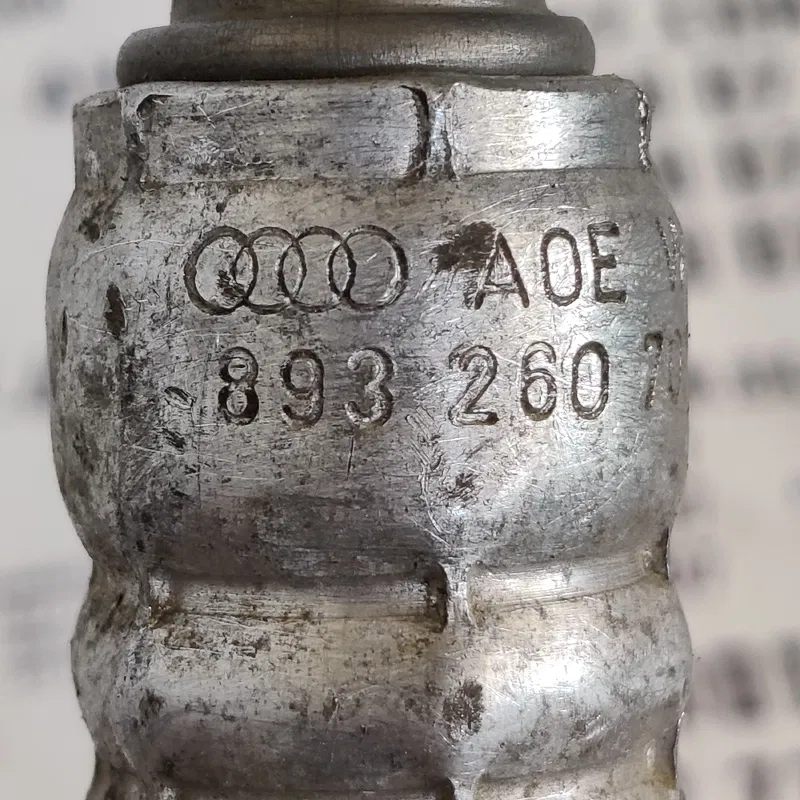 Трубка кондиціонера Audi 80 B3 (86-91) OEM 893260707