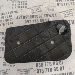 Заглушка двері Audi Q7 4L 05-15 3.6Б перед лів OEM 4L0837915