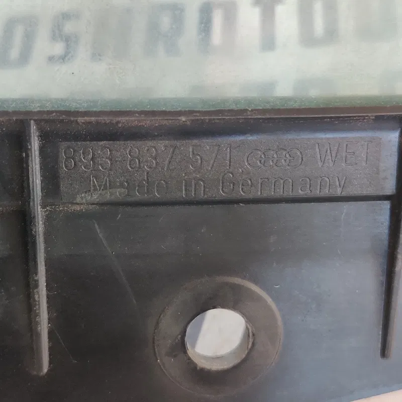 Скло дверей Audi 80 B3 (86-91) задня ліва OEM 893837571