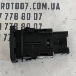 Кнопка обігріву сидінь Mazda 3 BK (03-09) OEM BP4K66420 фото 2