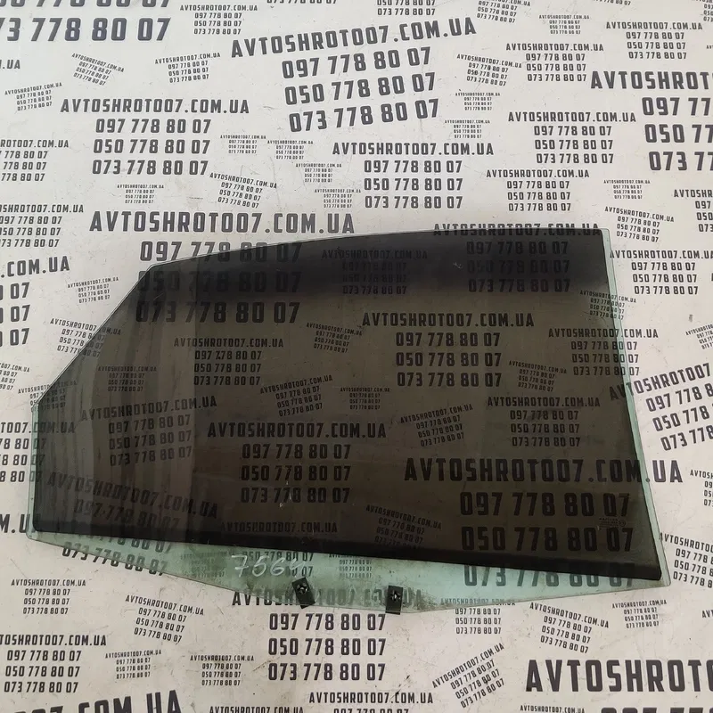 Скло дверей Audi A6 C6 (04-11) задня ліва OEM 43к00081
