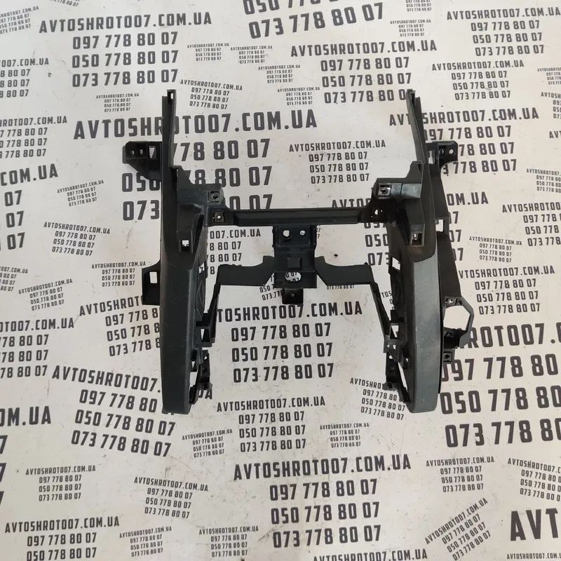 Консоль центральна Mazda 3 BK (03-09) OEM BP4K60401
