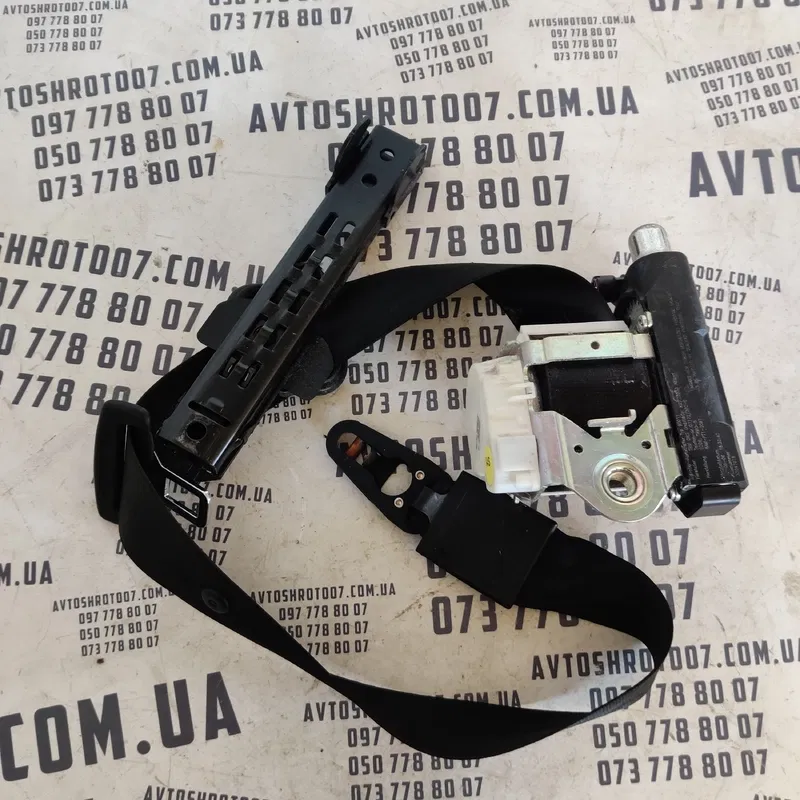 Ремінь безпеки Audi Q7 05-15 3.6 бенз пер лів OEM 4L1857705A