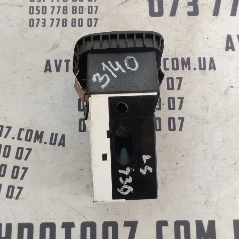 Блок кнопок Lexus LS 430 (00-06) OEM 8719050020