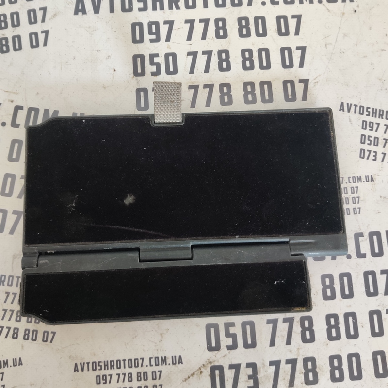 Накладка салону Lexus RX 350 OEM 589230e150