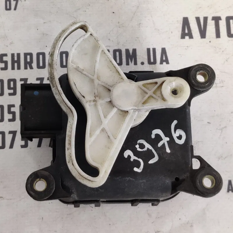 Двигун заслінки пічки Audi A6 C5 (97-05) OEM 4B2820511C
