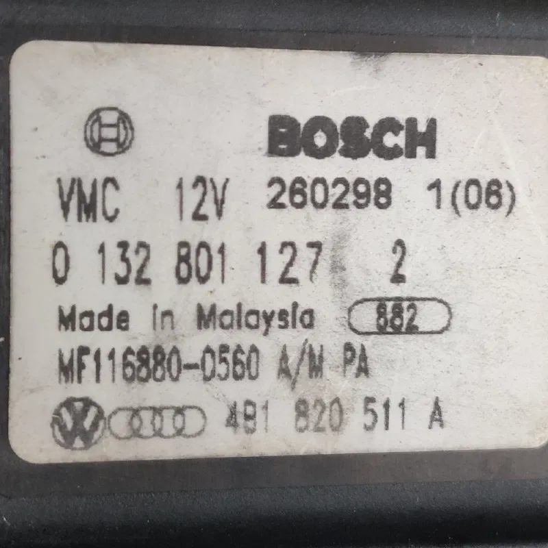 Двигун заслінки пічки Audi A6 C5 (97-05) OEM 4b1820511A