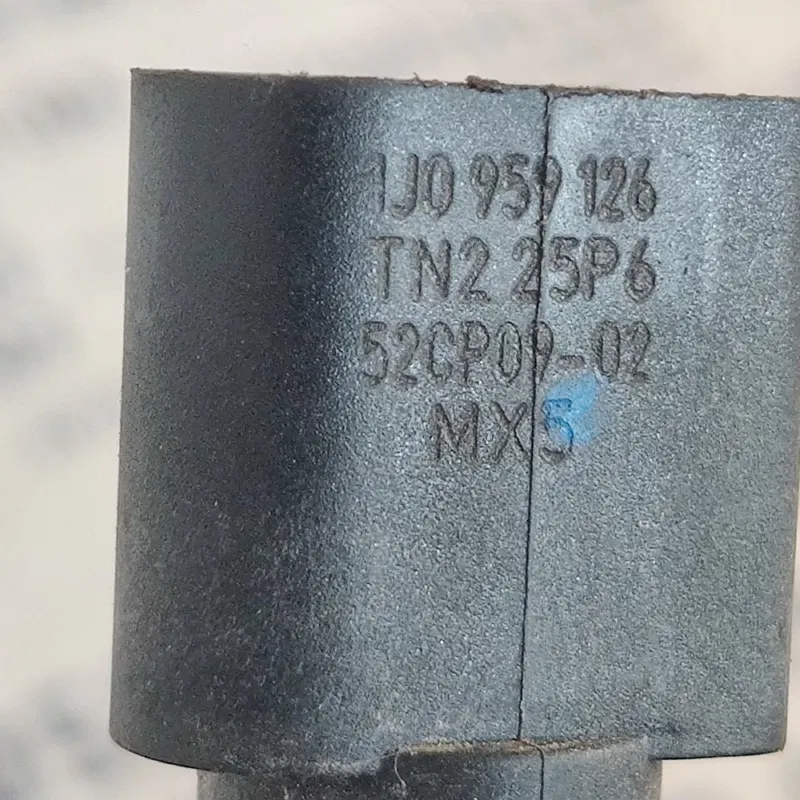 Трубка кондиціонера Audi Q7 4L (05-15) 3.6 OEM 7l6820741d