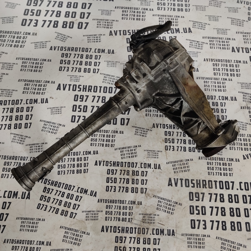 Редуктор Audi Q7 4L (05-15) 3.6 Бенз передній OEM 4460310020
