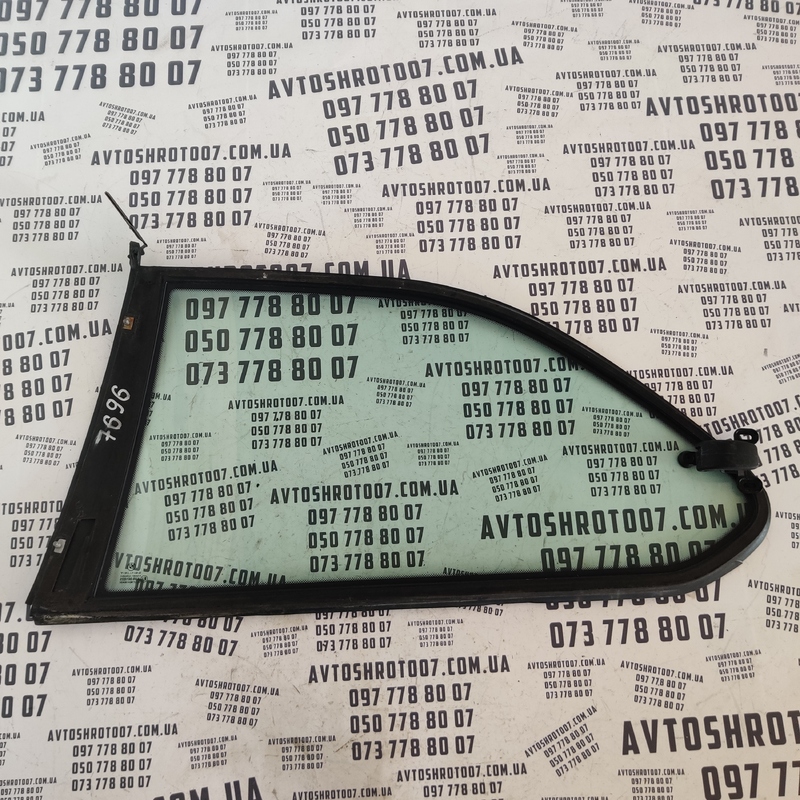 Скло кузовне BMW 316i E36 (90-00) заднє праве OEM 43r001025