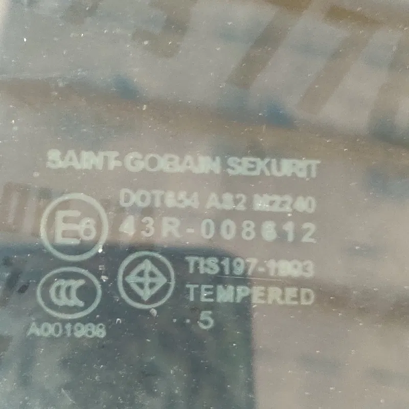 Скло дверей Mazda 3 BK (03-09) переднє праве 43R008612