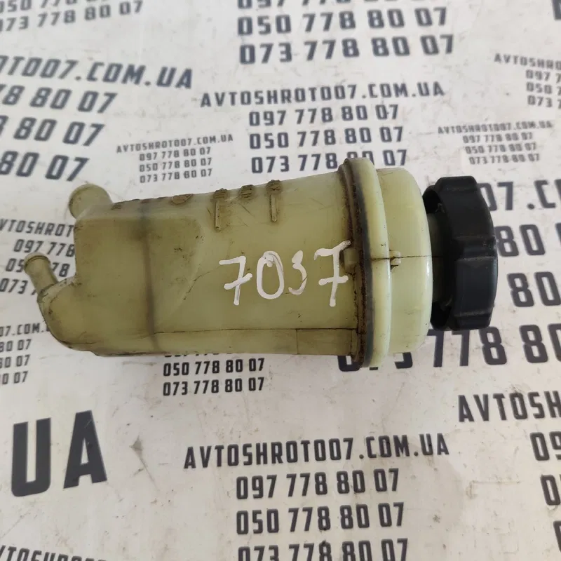 Бачок насосу ГУР Ford Focus MK1 (98-04) 98ag3r700af