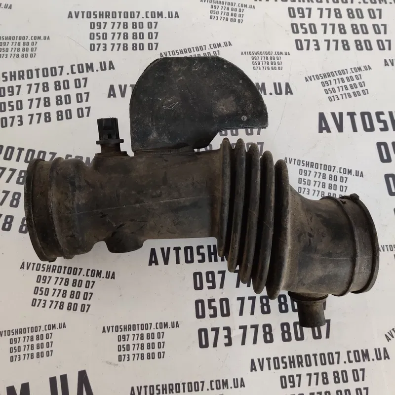 Патрубок повітряний Jaguar S-Type OEM xr8u9f805ac