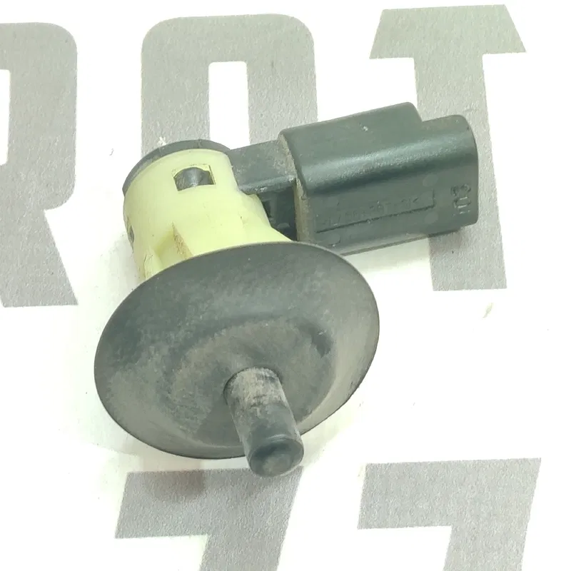 Датчик дверей Peugeot 807 02-14 2.2 HDI зад. OEM 1490440080