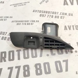 Дефлектор Peugeot 807 (02-14) 2.2 HDI зад лів OEM 1488069077