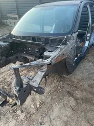 Чверть Mitsubishi Outlander XL 06-12 2.0D ліва OEM 5220C449