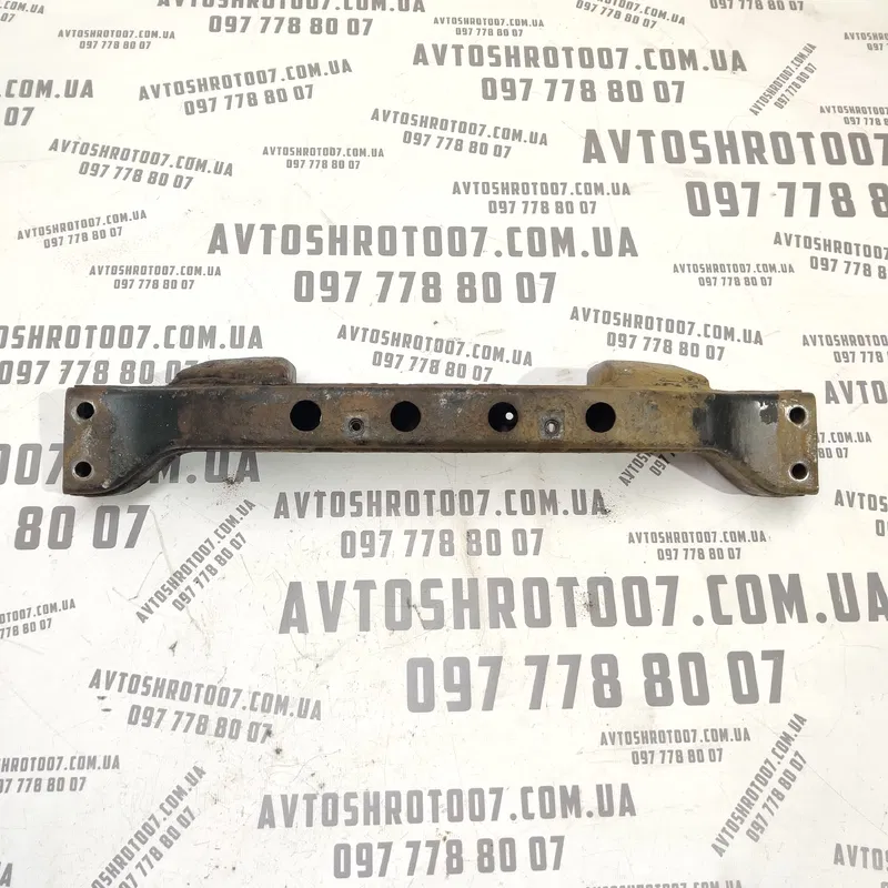 Кронштейн редуктора Kia Sorento (02-09) 2.5 CRDi 623203E210