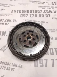 Маховик Skoda Octavia Tour (96-10) 1.9 TDI OEM 028105264g дефект