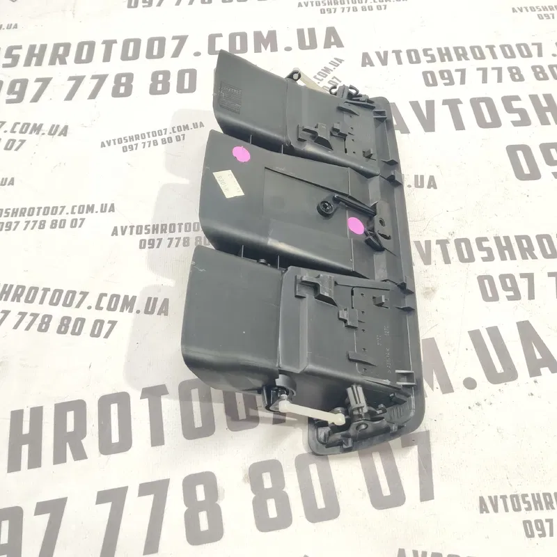 Дефлектор обдуву Peugeot 807 (02-14) 2.2 HDI OEM 1484107077