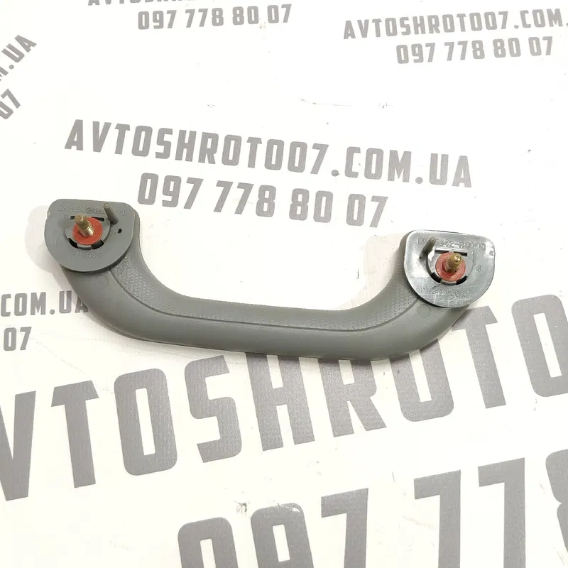 Ручка внутрішня Kia Sorento 1 (02-09) 2.5 CRDi передня права