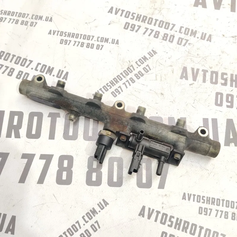 Паливна рейка Peugeot 807 (02-14) 2.2 HDI OEM 0445214017