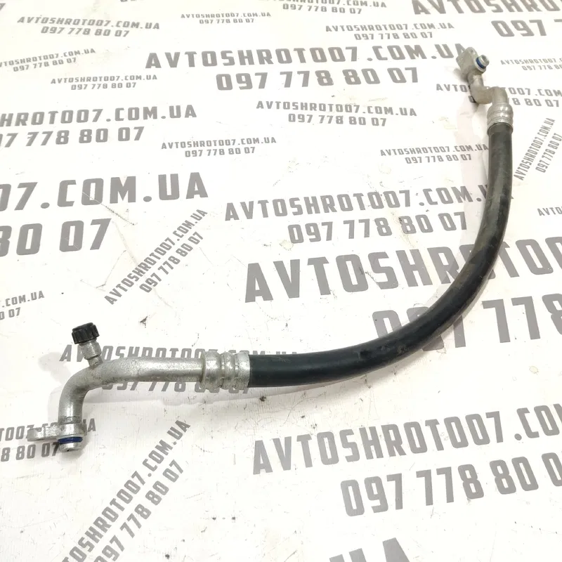 Трубка кондиціонера Kia Sorento (02-09) 2.5D OEM t301032320