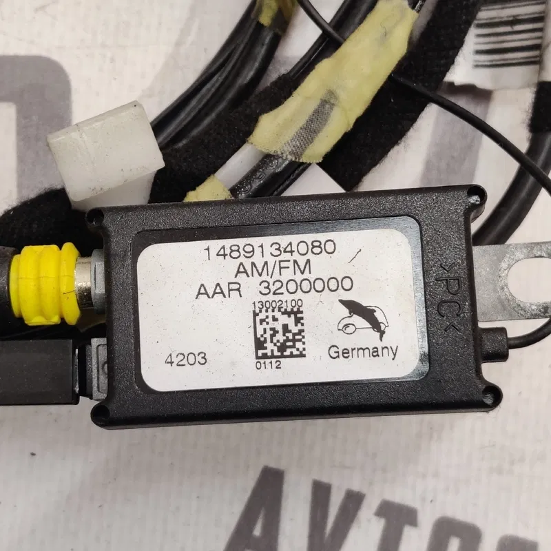 Підсилювач антени Peugeot 807 (02-14) 2.2HDI OEM 1489134080