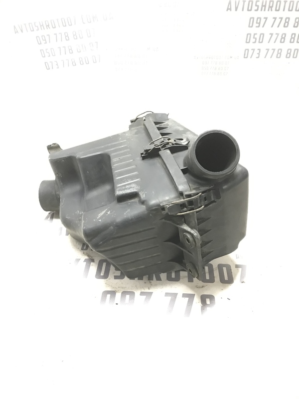 Корпус повітряного фільтра Chevrolet Tacuma 00-08 2.0 Бензин