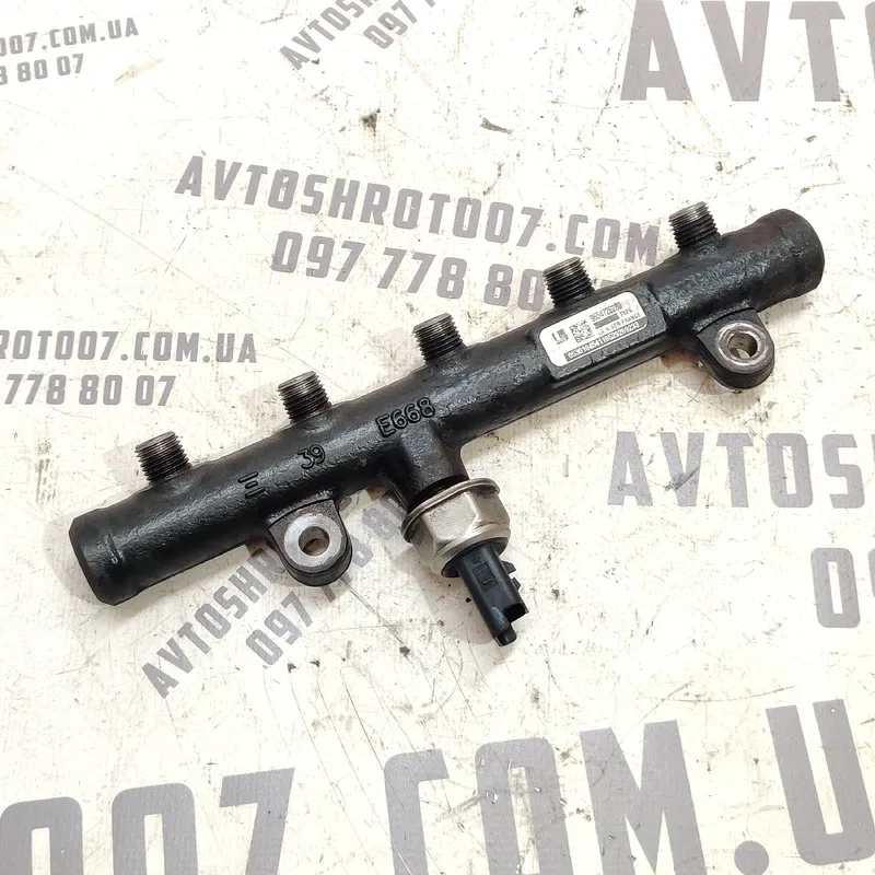 Паливна рейка Volvo V50 (04-12) 2.0 Diesel OEM 9654726280