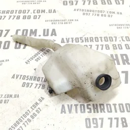Бачок омивача Volvo V50 (04-12) 2.0D права OEM 3m5117618ae фото 2