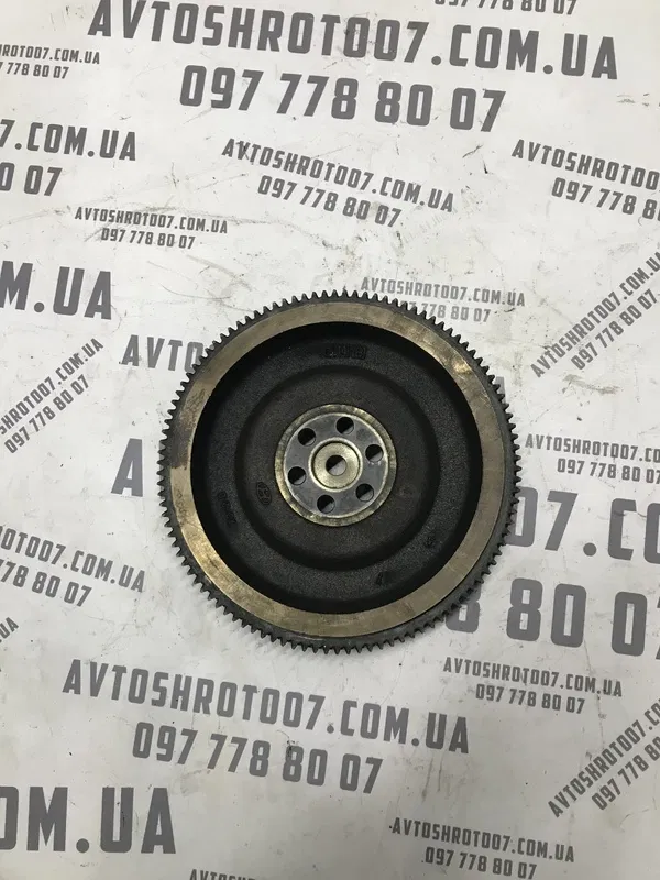 Маховик Kia Cerato 1 (04-09) 2.0 G4GC Бензин