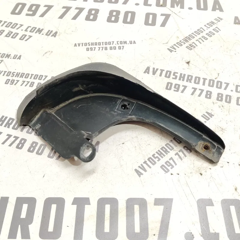 Бризговик зад. лів. Hyundai Elantra 3 (00-06) 1.6 868412d500
