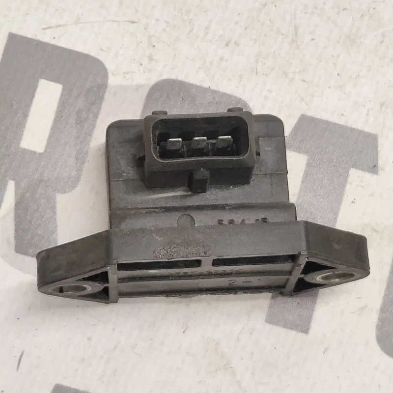 Датчик прискорення Hyundai Elantra 3 (00-06) 1.6 3936022040