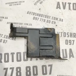 Накладка Kia Sorento 1 02-09 2.5 CRDi зад.пр. OEM 975403e000