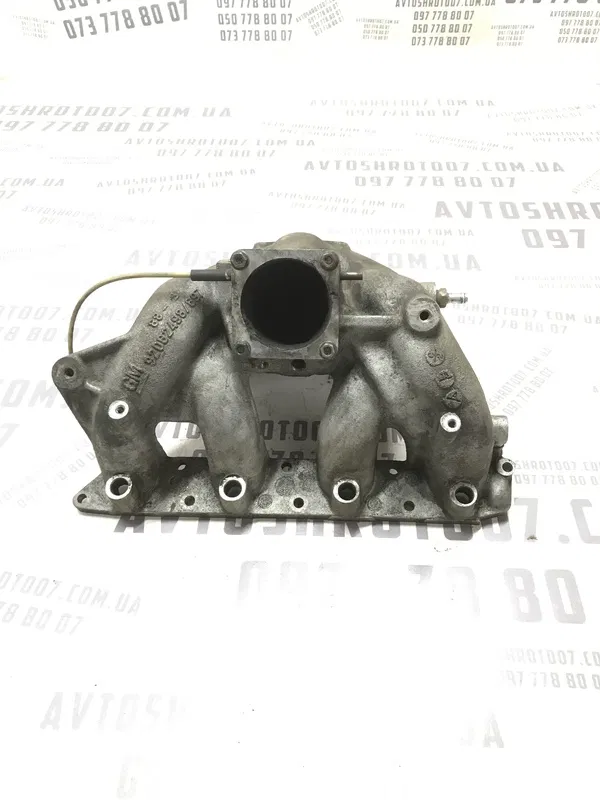 Впускний колектор Chevrolet Tacuma (00-08) 2.0 Бензин
